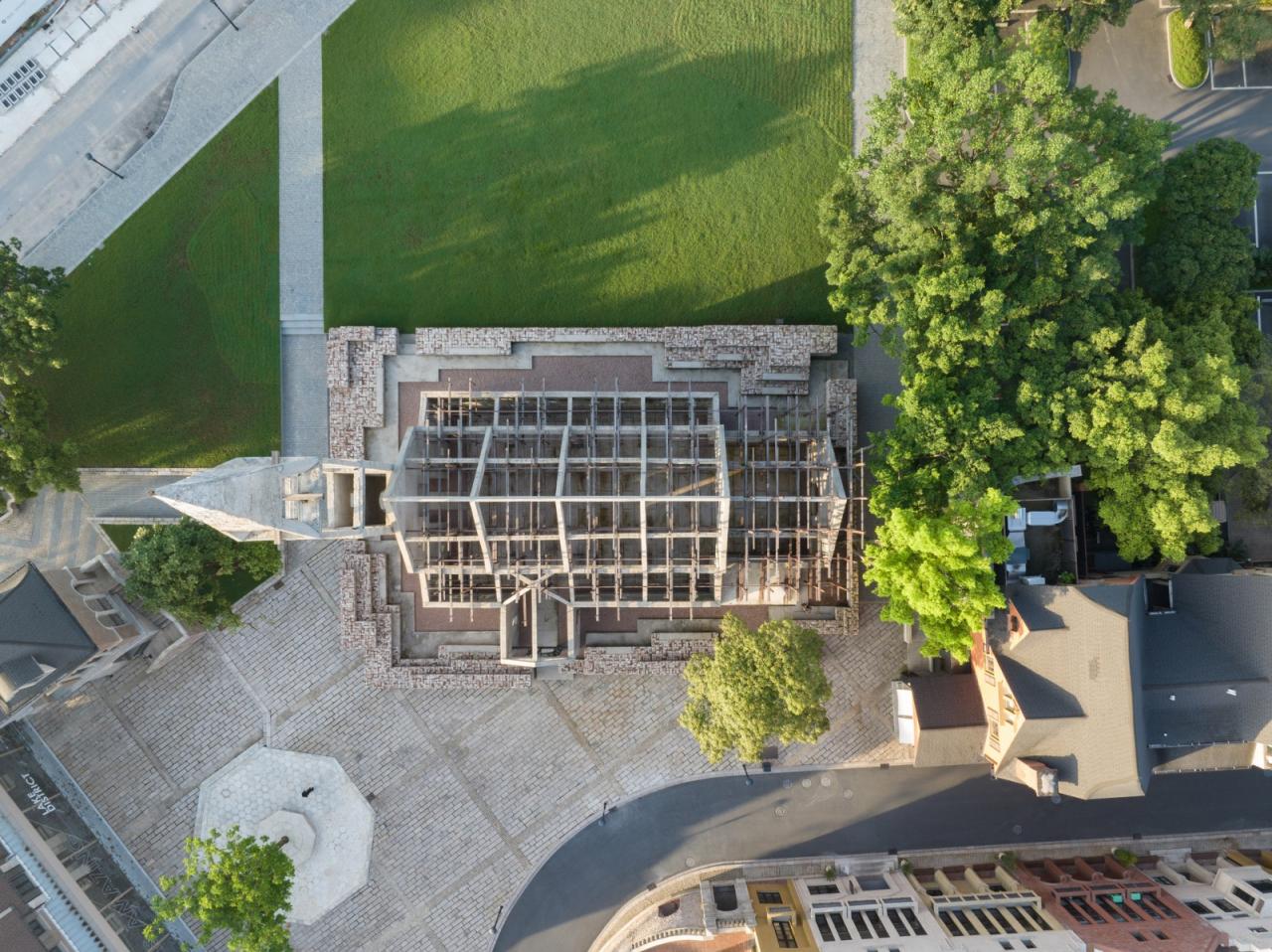 BIM建筑|旧教堂 / 源计划建筑师事务所