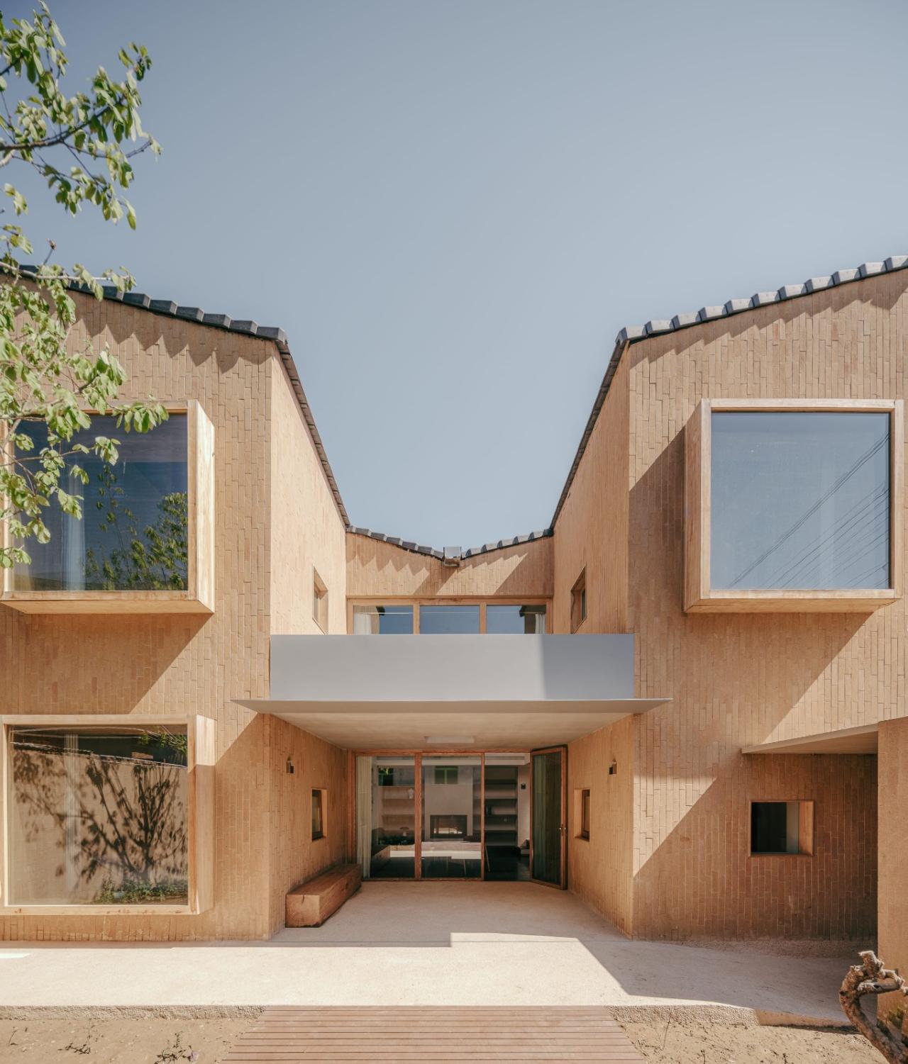 BIM建筑|母亲住宅 / CPLUS