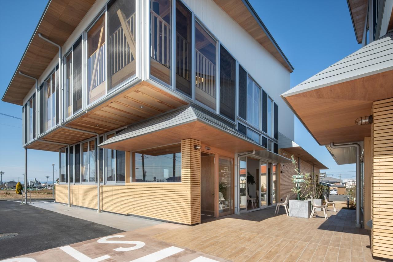 BIM建筑|旭之森内科和胃肠病诊所 / TSC Architects