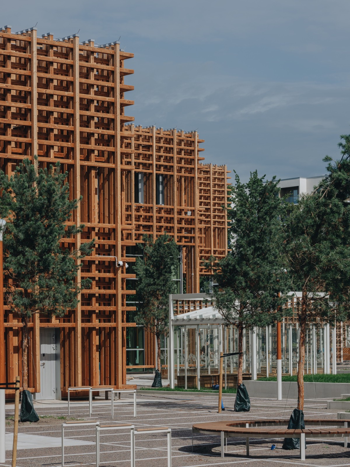 BIM建筑|佩尔古利纳国立中学 / Arhitekt Must