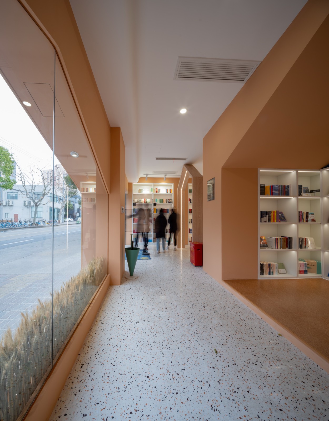 BIM建筑|2040书店 / 上海观介设计