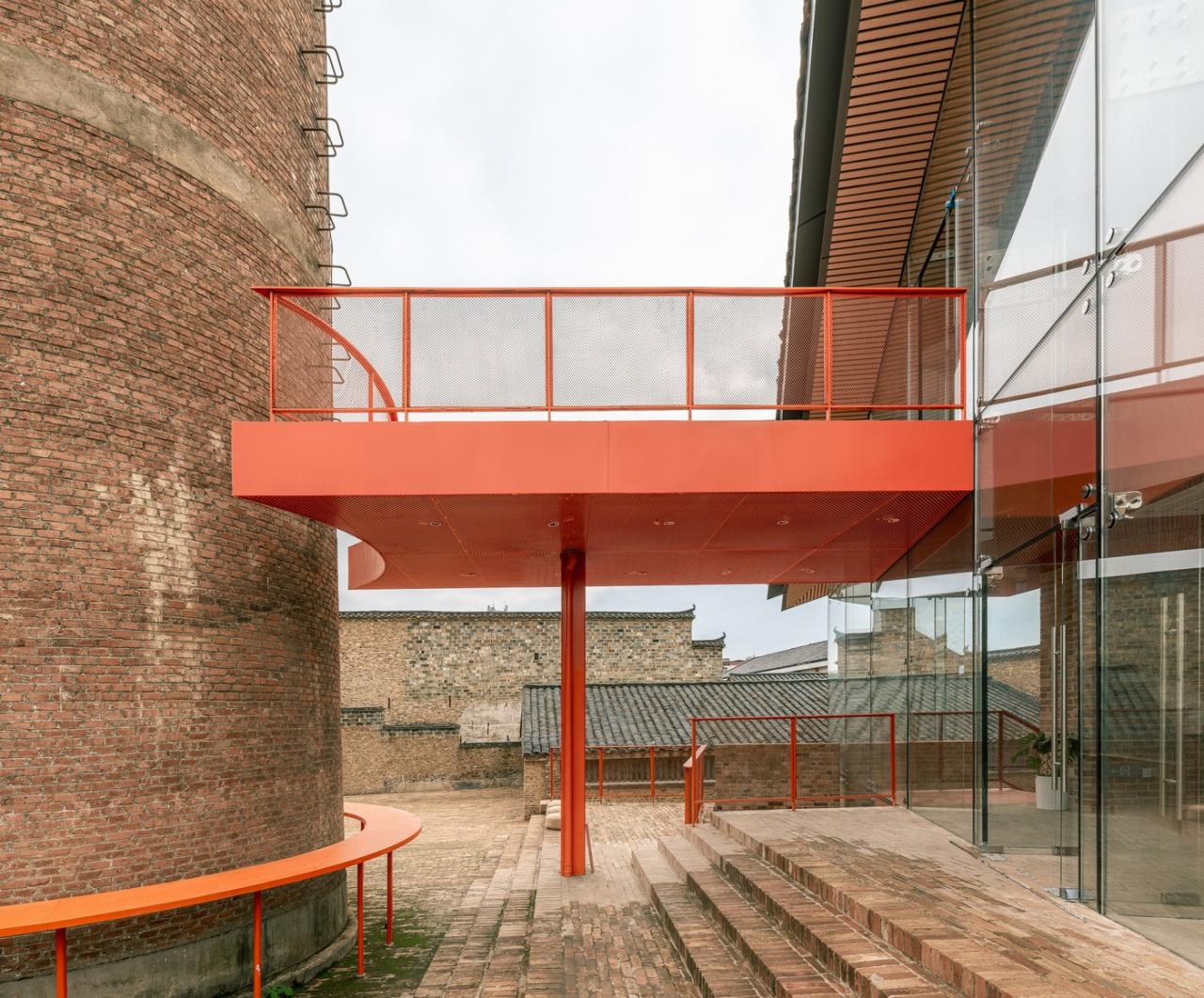 BIM建筑|烟筒插建院 / 刘克成设计工作室 + 众建筑