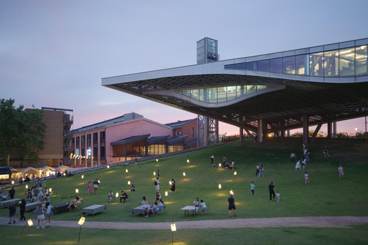 BIM建筑|陶溪川“云引擎” / 行之建筑