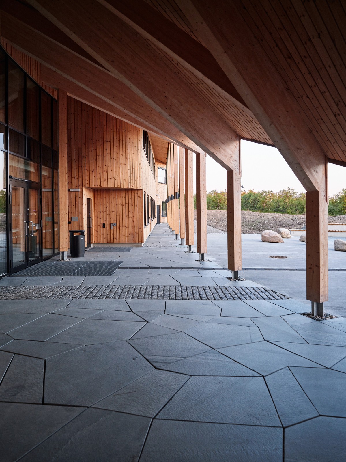 BIM建筑|Čoarvemátta 文化与教育中心 / Snøhetta + 70°N arkitektur + Joar Nango