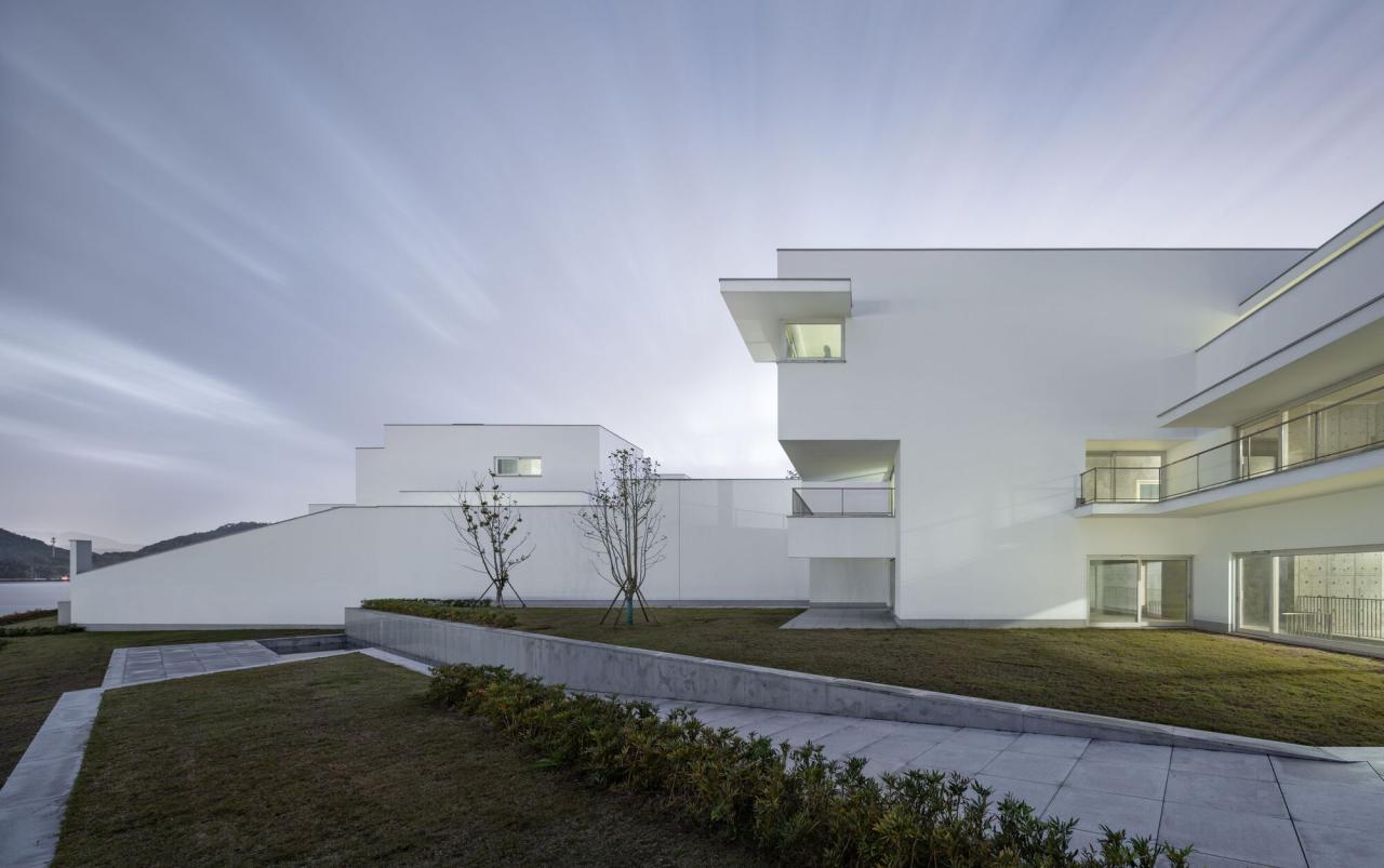 BIM建筑|东钱湖大师工作室 / Álvaro Siza Vieira + Carlos Castanheira