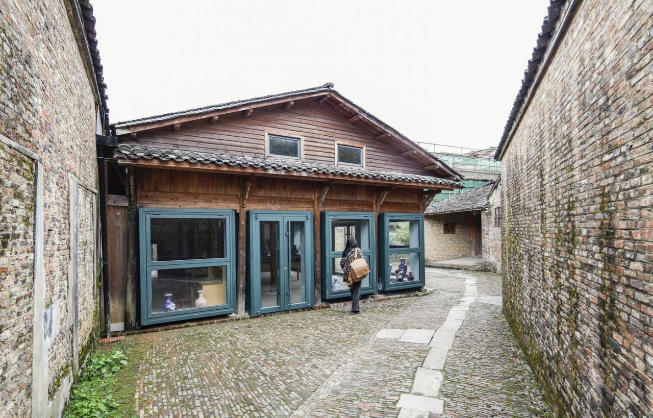 BIM建筑|烟筒插建院 / 刘克成设计工作室 + 众建筑