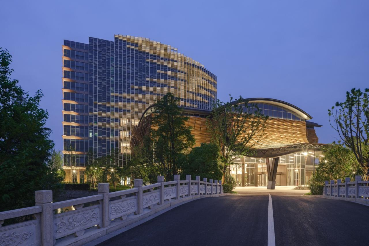 BIM建筑|乌镇堤上酒店外立面设计 / 上海直线建筑设计事务所