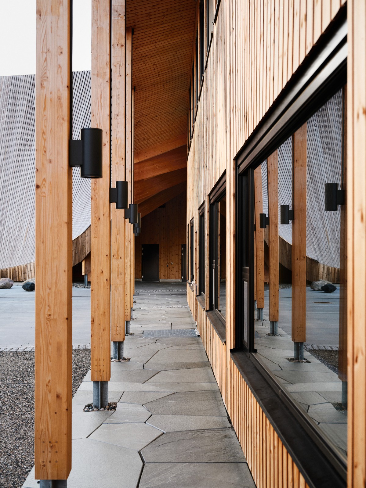 BIM建筑|Čoarvemátta 文化与教育中心 / Snøhetta + 70°N arkitektur + Joar Nango