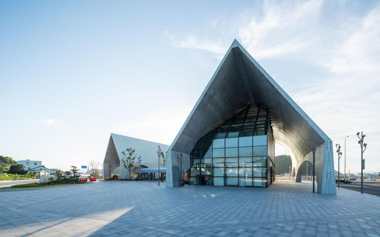 BIM建筑|虾峙客运站 / 致正建筑工作室