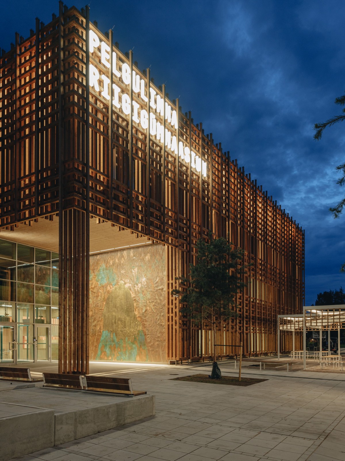 BIM建筑|佩尔古利纳国立中学 / Arhitekt Must