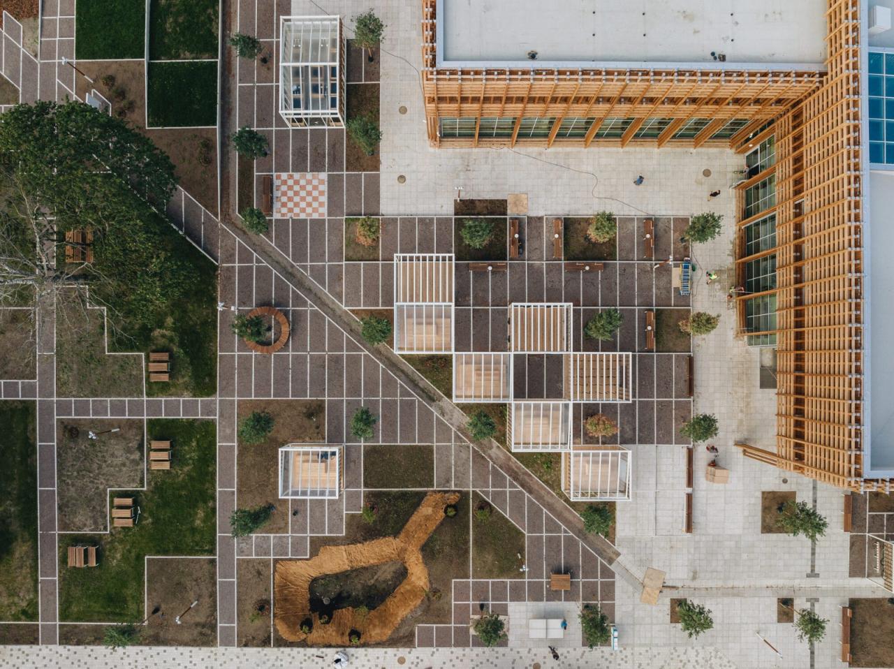 BIM建筑|佩尔古利纳国立中学 / Arhitekt Must