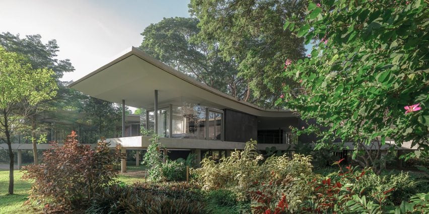 BIM建筑|All(zone)设计树木间混凝土公寓