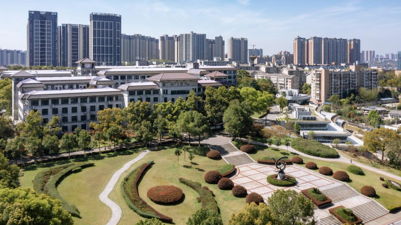 BIM建筑|长沙市南雅中学图书馆 / 中机国际罗劲工作室