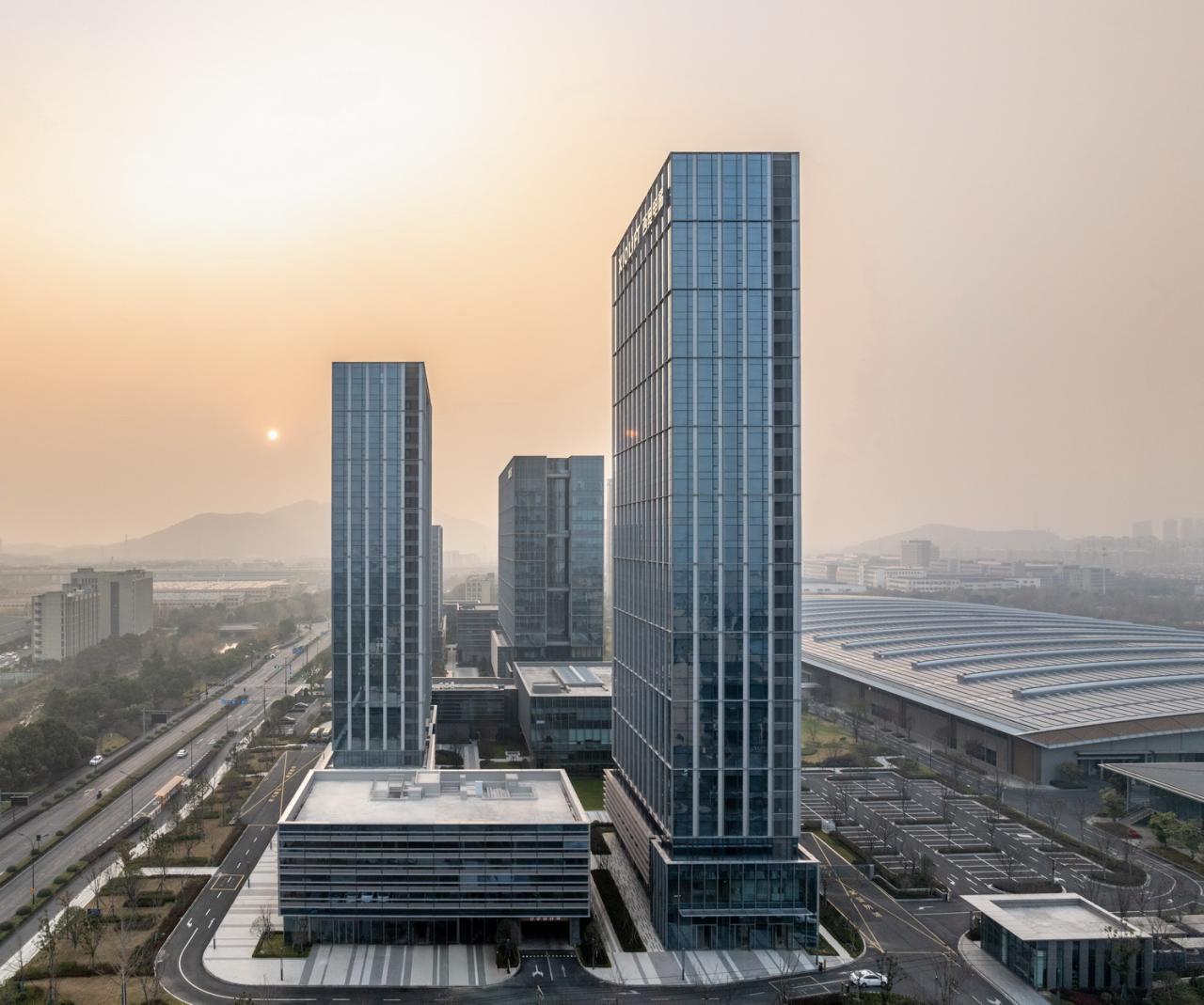 BIM建筑|西奥电梯产业园：先进智造与永续生活兼容的“未来工厂”/goa大象设计