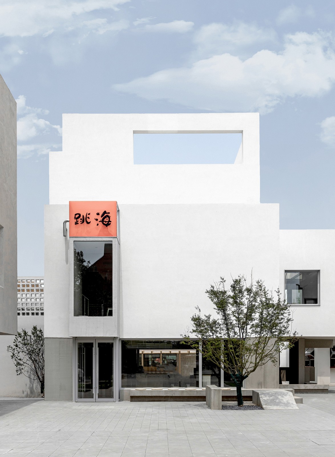 BIM建筑|跳海hood-阿那亚雀跃镇 / 不山建筑