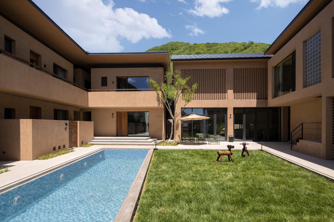 BIM建筑|伴山而居：后院•溜石港民宿 / GW空间设计