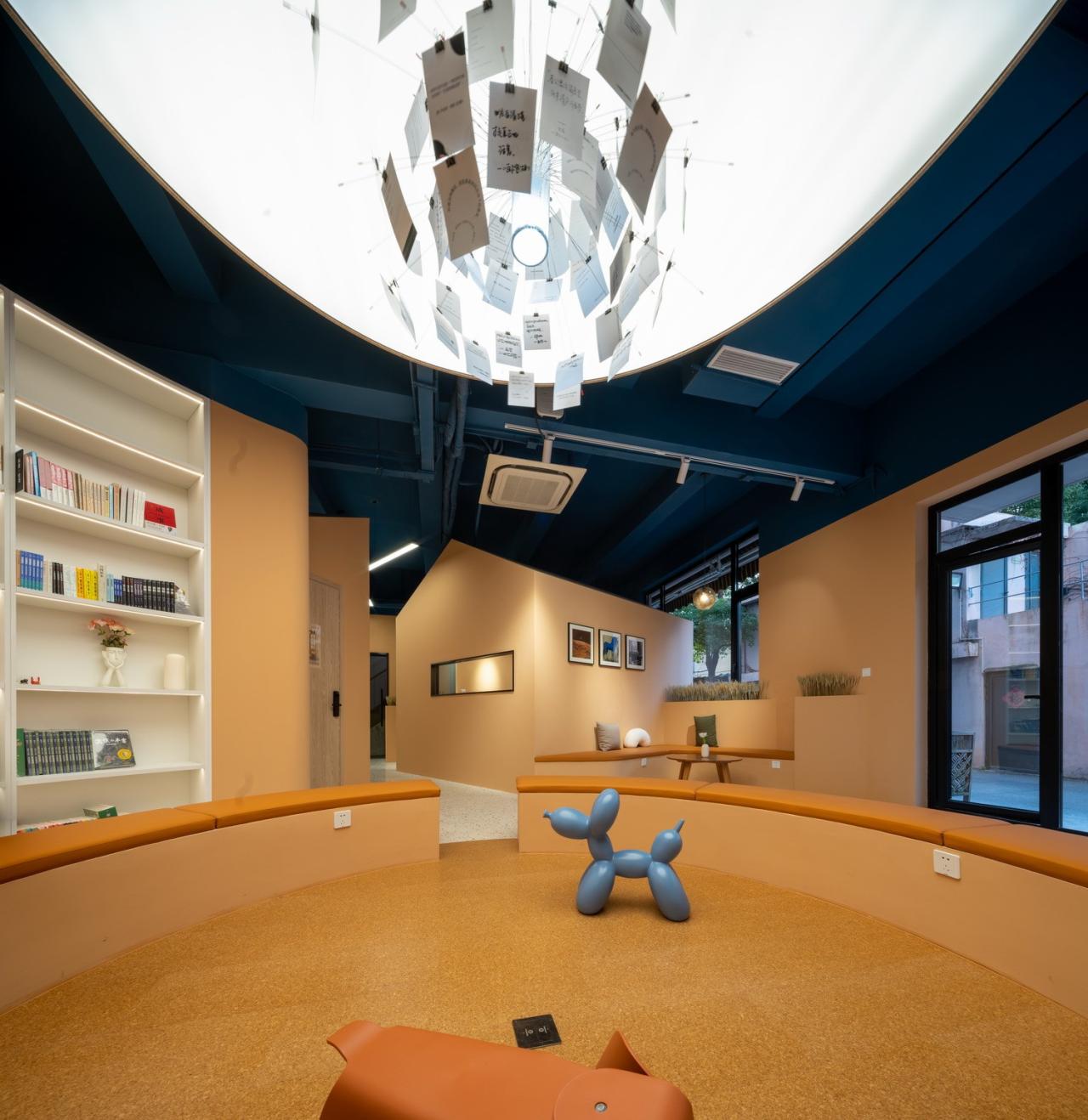 BIM建筑|2040书店 / 上海观介设计