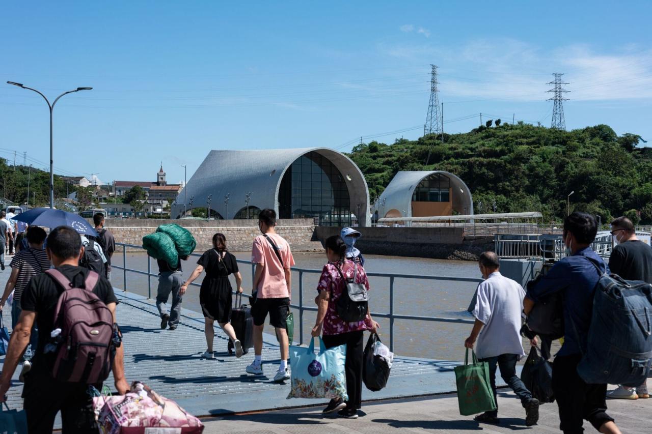 BIM建筑|虾峙客运站 / 致正建筑工作室