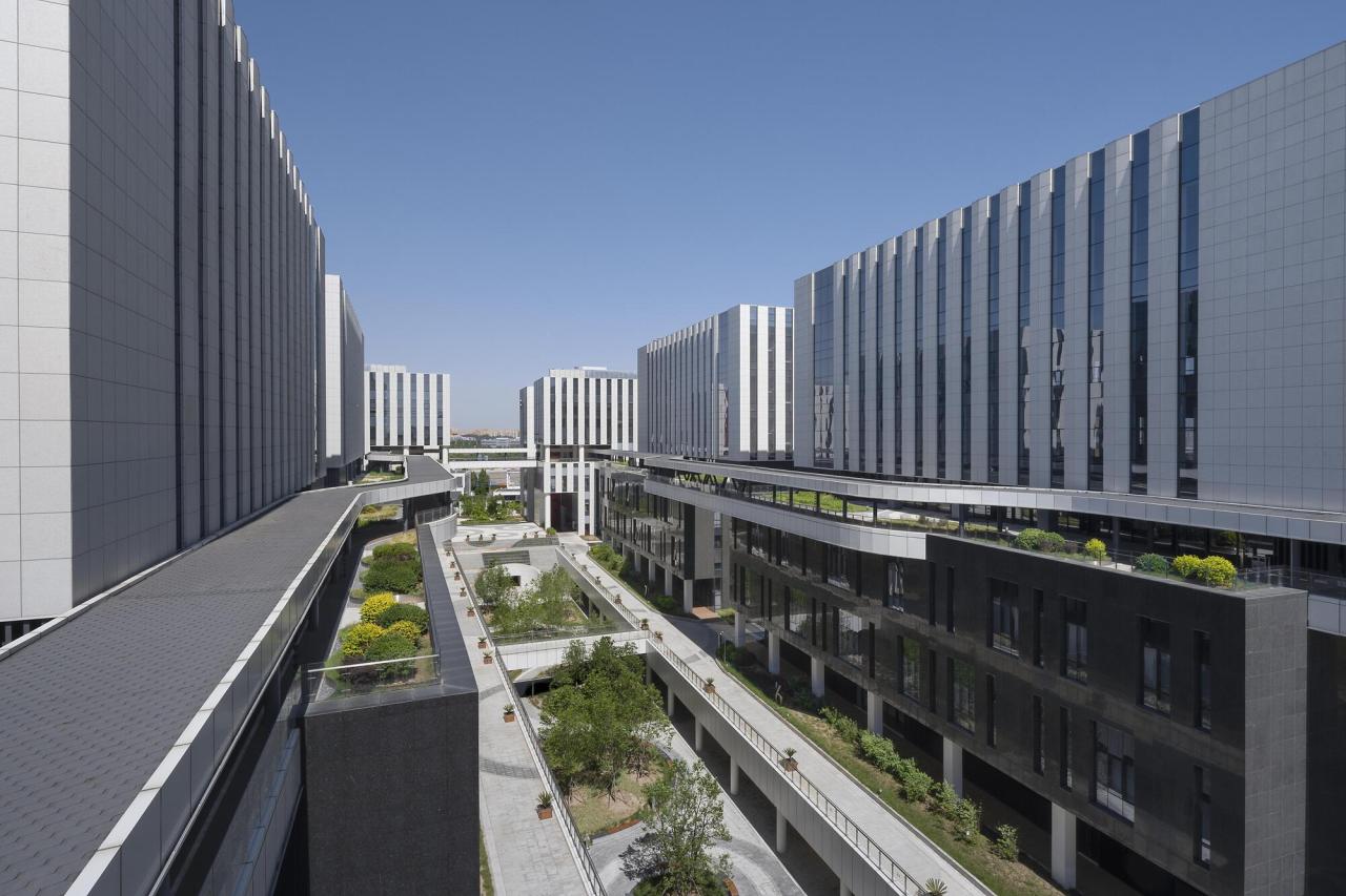 BIM建筑|北京亦庄细胞治疗研发中试基地 / 北京市工业设计研究院