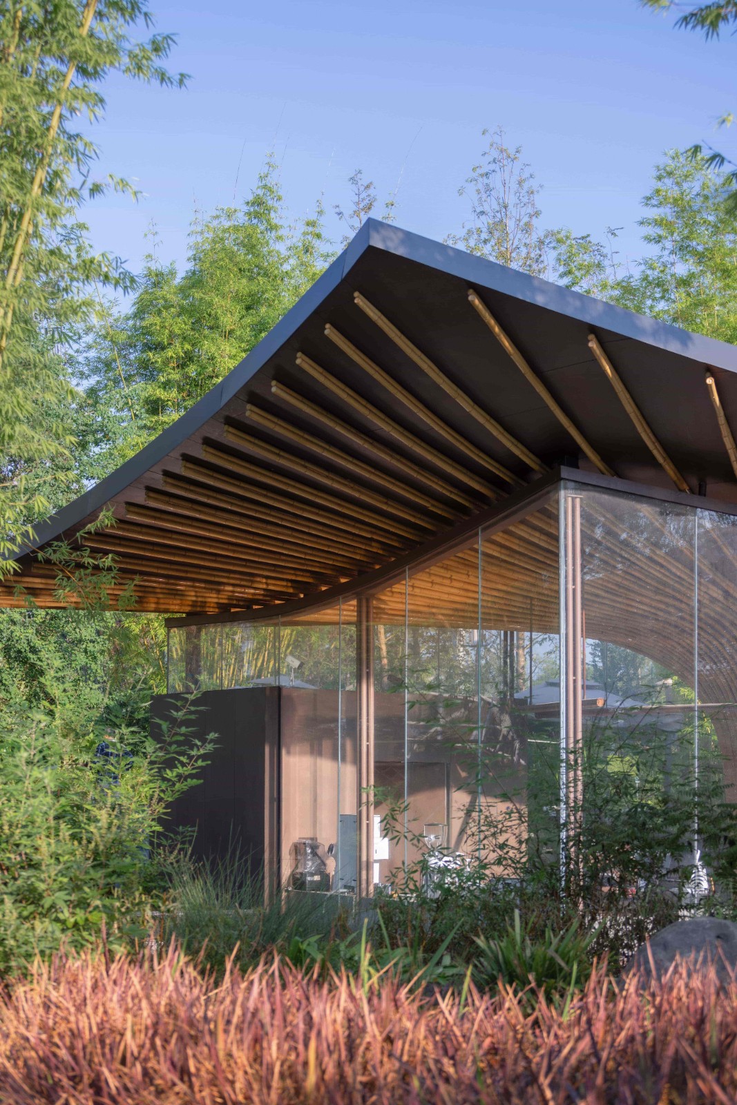 BIM建筑|大叶底下好乘凉：2024成都世园会•兴城展园 / 小隐建筑