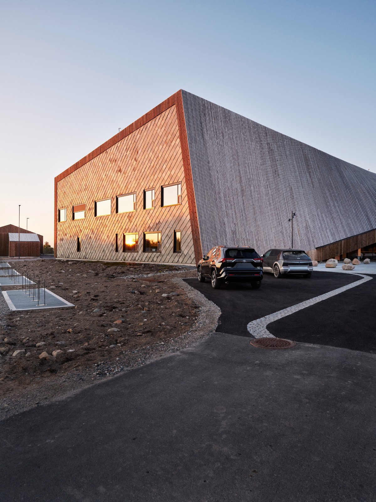 BIM建筑|Čoarvemátta 文化与教育中心 / Snøhetta + 70°N arkitektur + Joar Nango