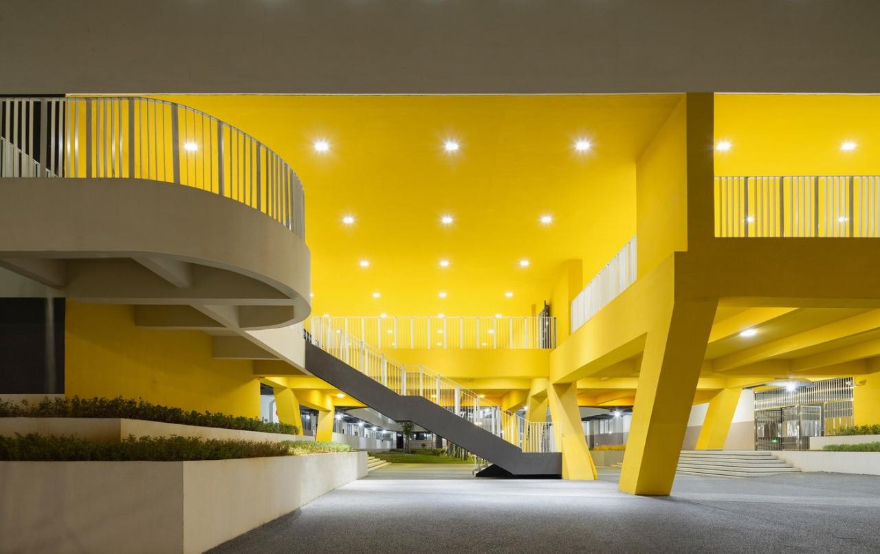 BIM建筑|南山五福堂高级中学 / 小写建筑