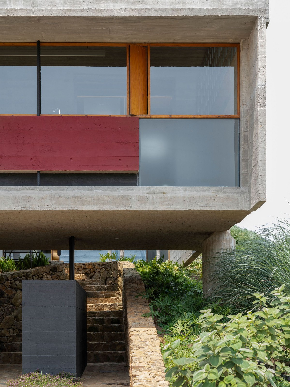 BIM建筑|若阿诺波利斯小屋 / Vão