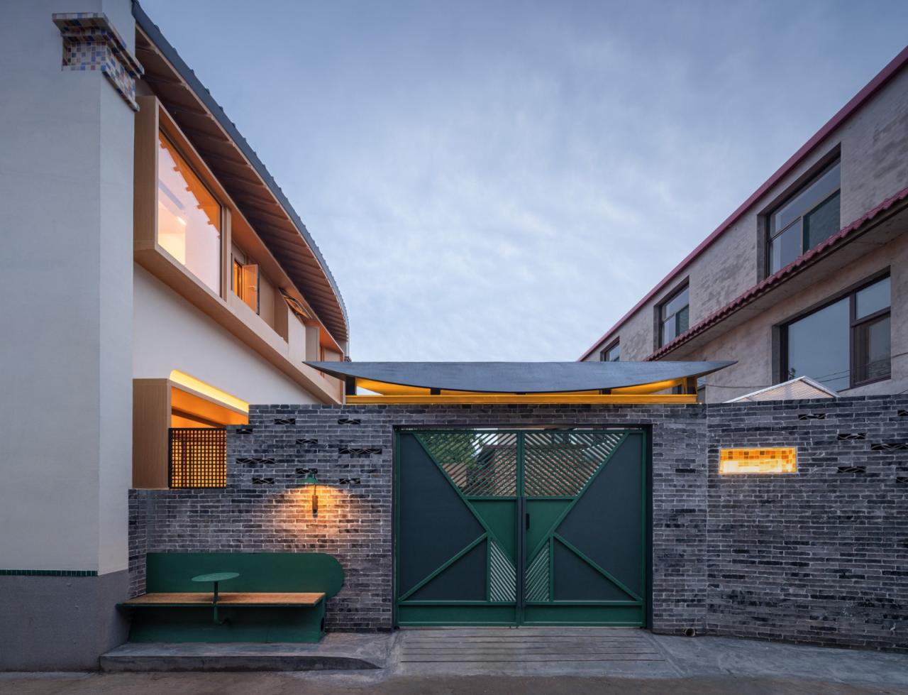 BIM建筑|温暖画室之家 / 奥默默工作室