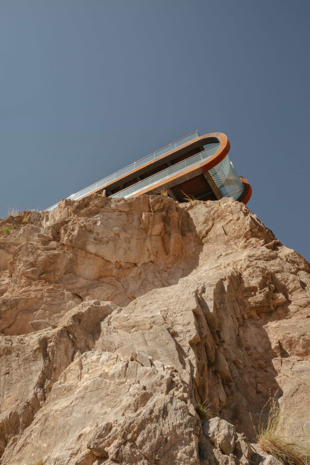 BIM建筑|西藏•怒江72拐大峡谷景区 / 小隐建筑事务所