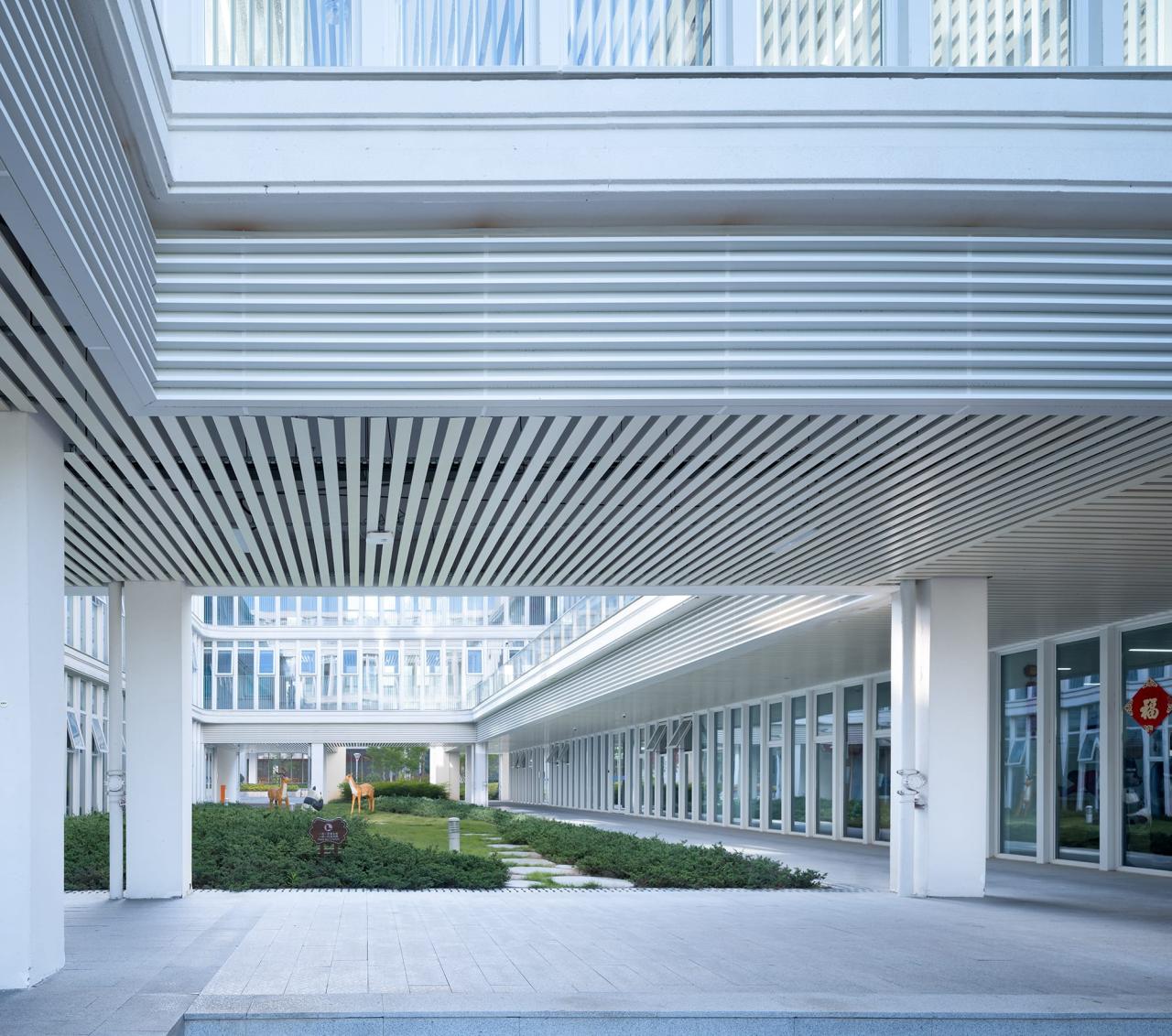 BIM建筑|山水疗愈，身心宜居：杭州市第一社会福利院 / 浙江大学建筑设计研究院