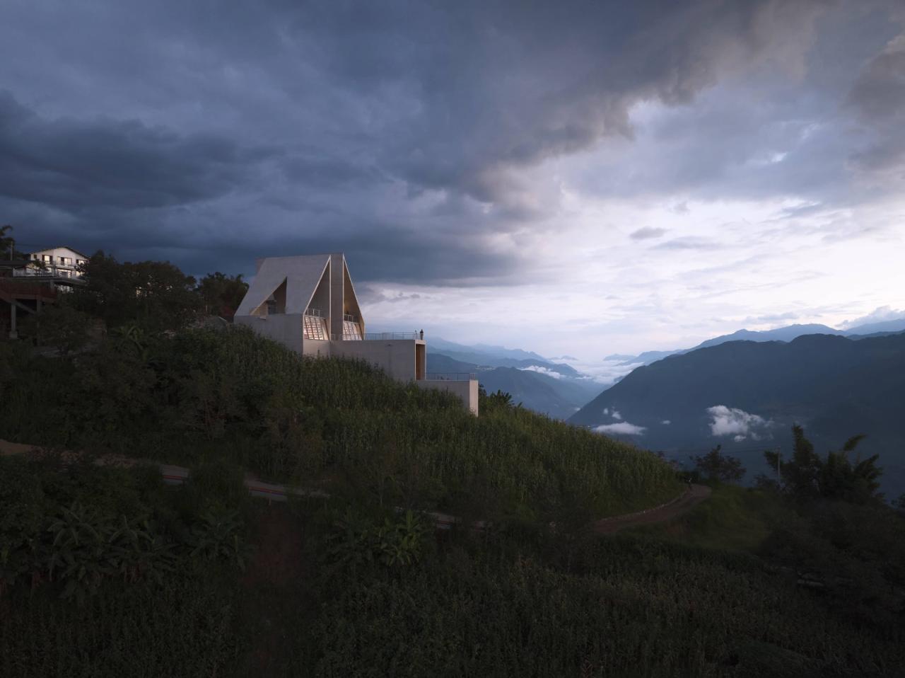 BIM建筑|怒江大峡谷先锋书店 / 迹·建筑事务所 (TAO)