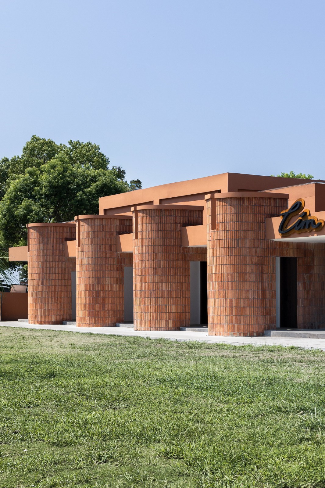 BIM建筑| 长沙岛橘子湾民宿 / 平介设计