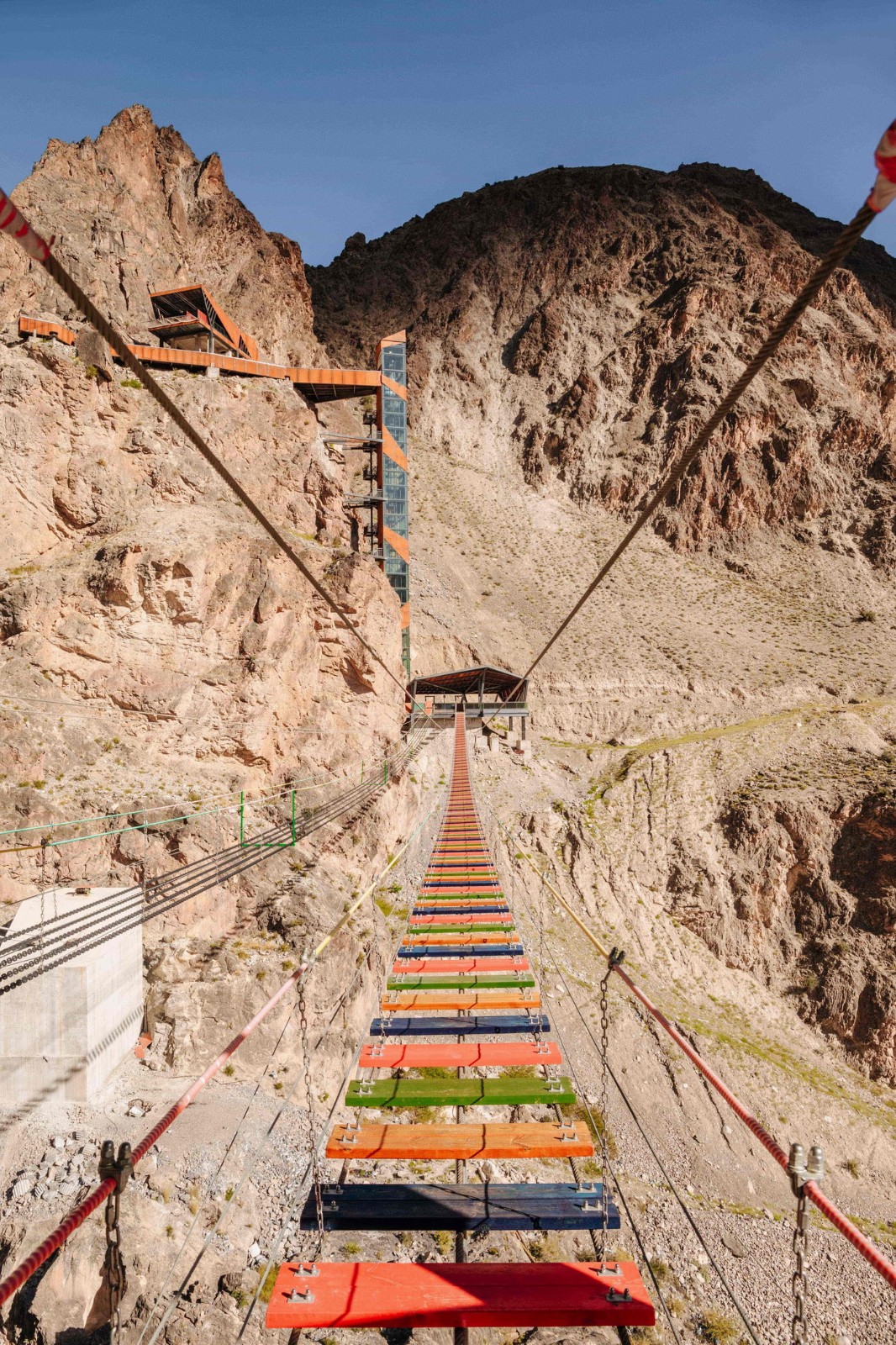 BIM建筑|西藏•怒江72拐大峡谷景区 / 小隐建筑事务所