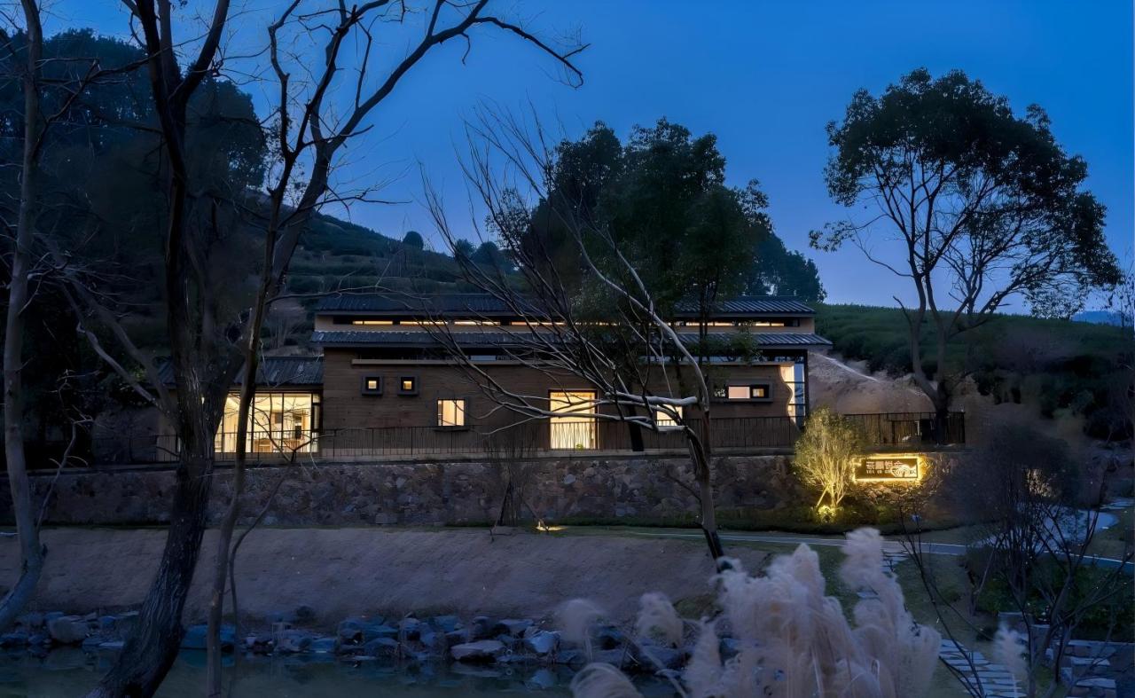 BIM建筑|枕山栖谷，虎凹慢时光：庐江县柯坦镇虎凹欢乐茶谷 / 中铁合肥建筑市政工程设计研究院有限公司