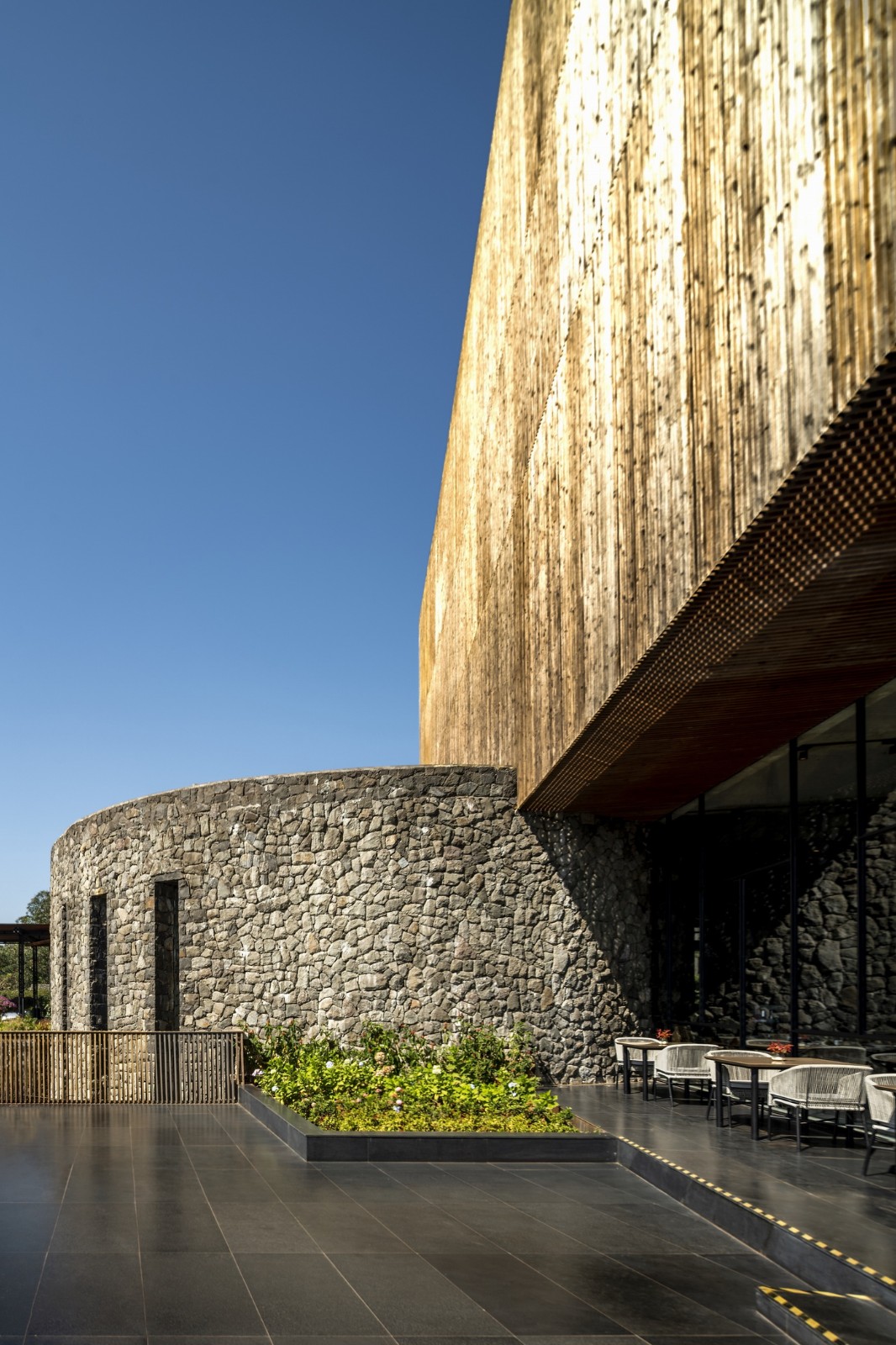 BIM建筑|雷迪森度假酒店及水疗中心 / Malik Architecture