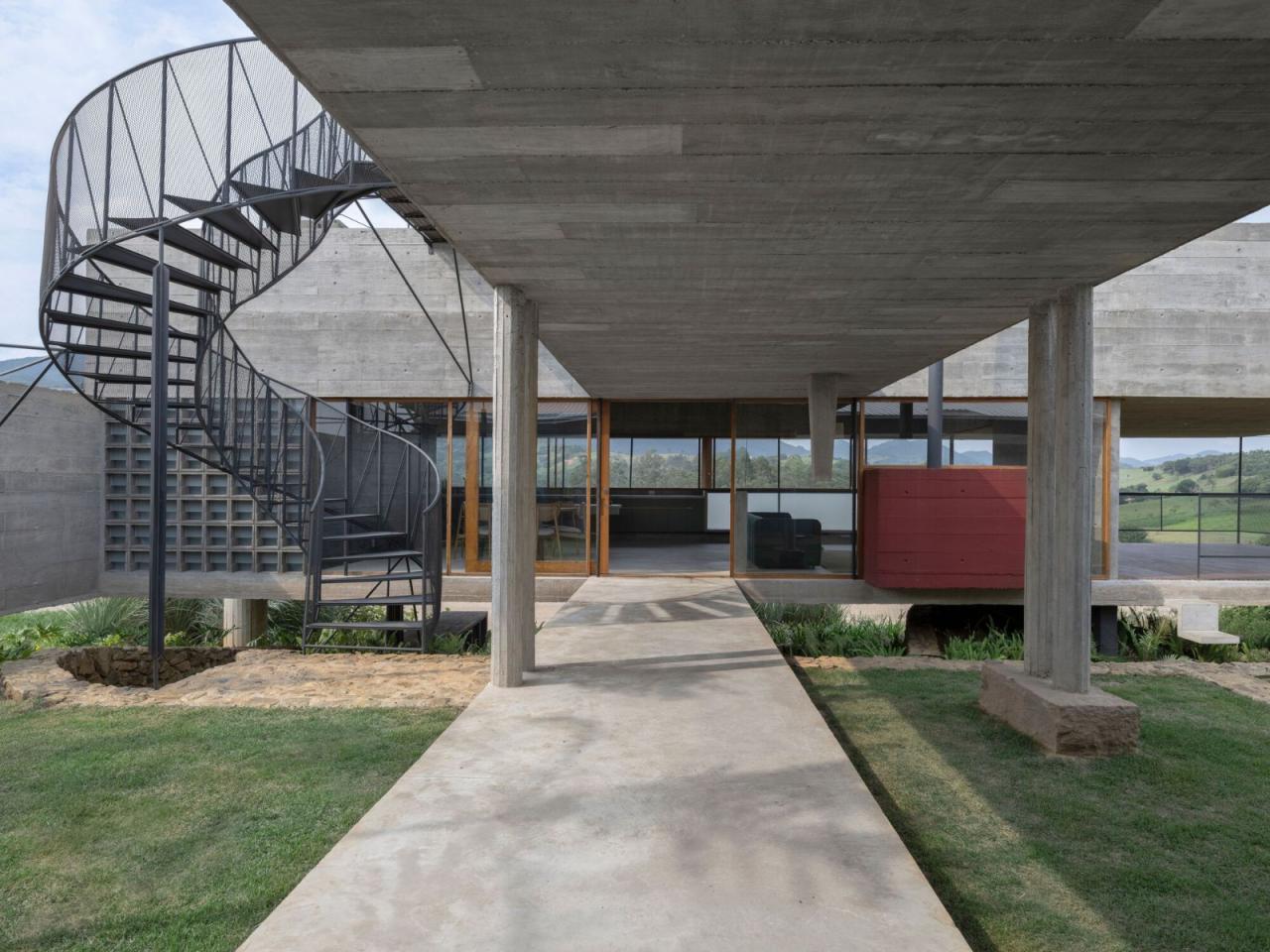 BIM建筑|若阿诺波利斯小屋 / Vão