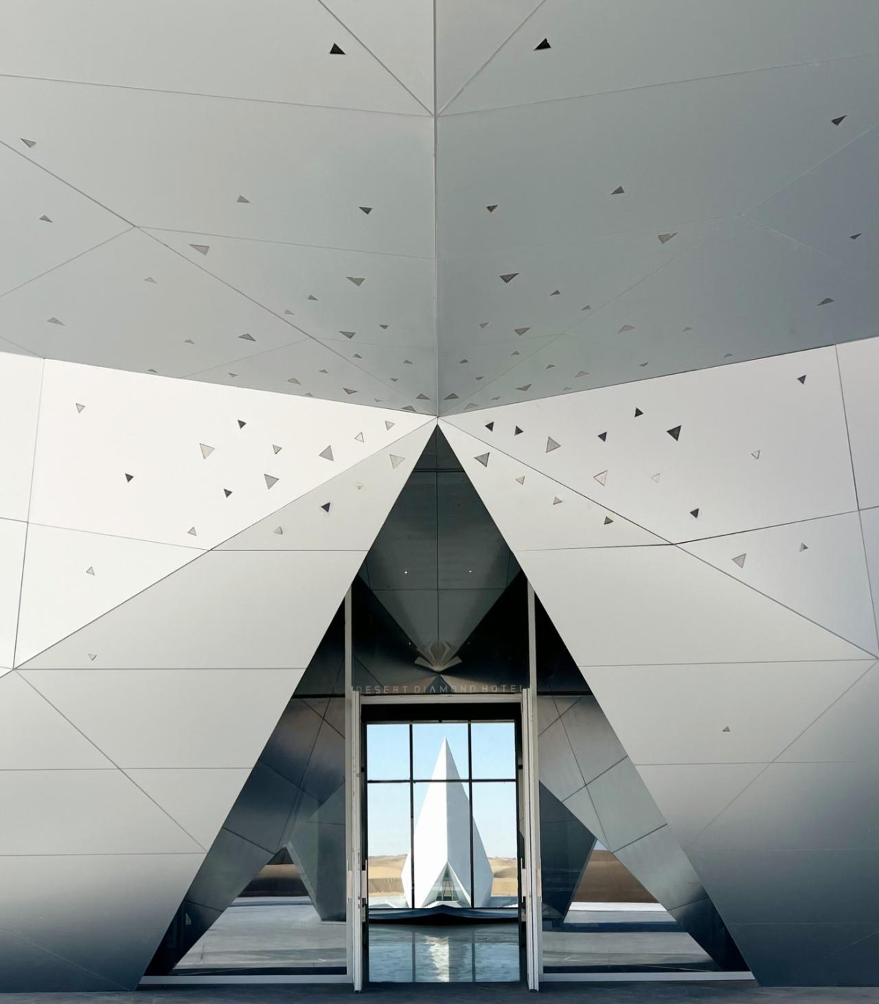 BIM建筑|中卫沙漠钻石酒店 / 水石设计-米川工作室