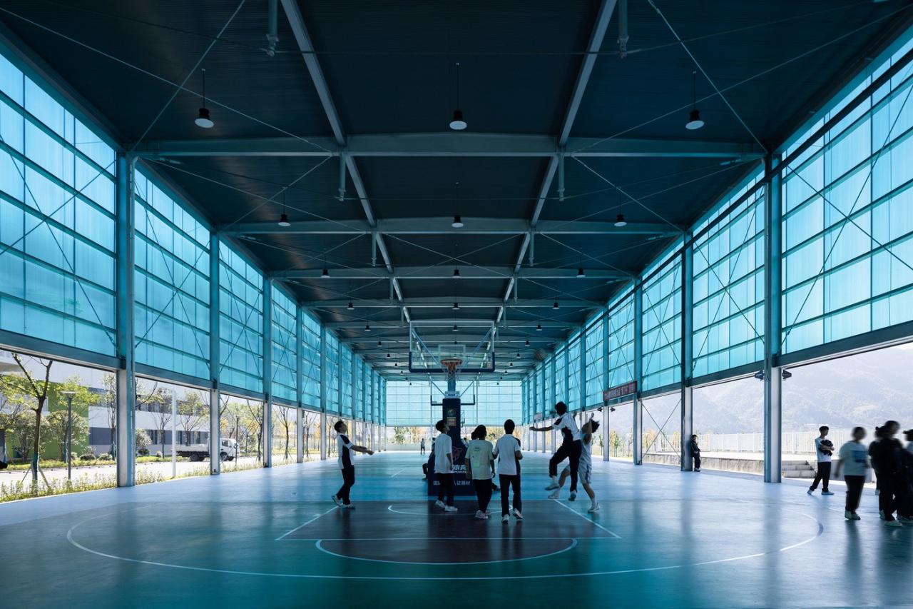 BIM建筑|南山五福堂高级中学 / 小写建筑