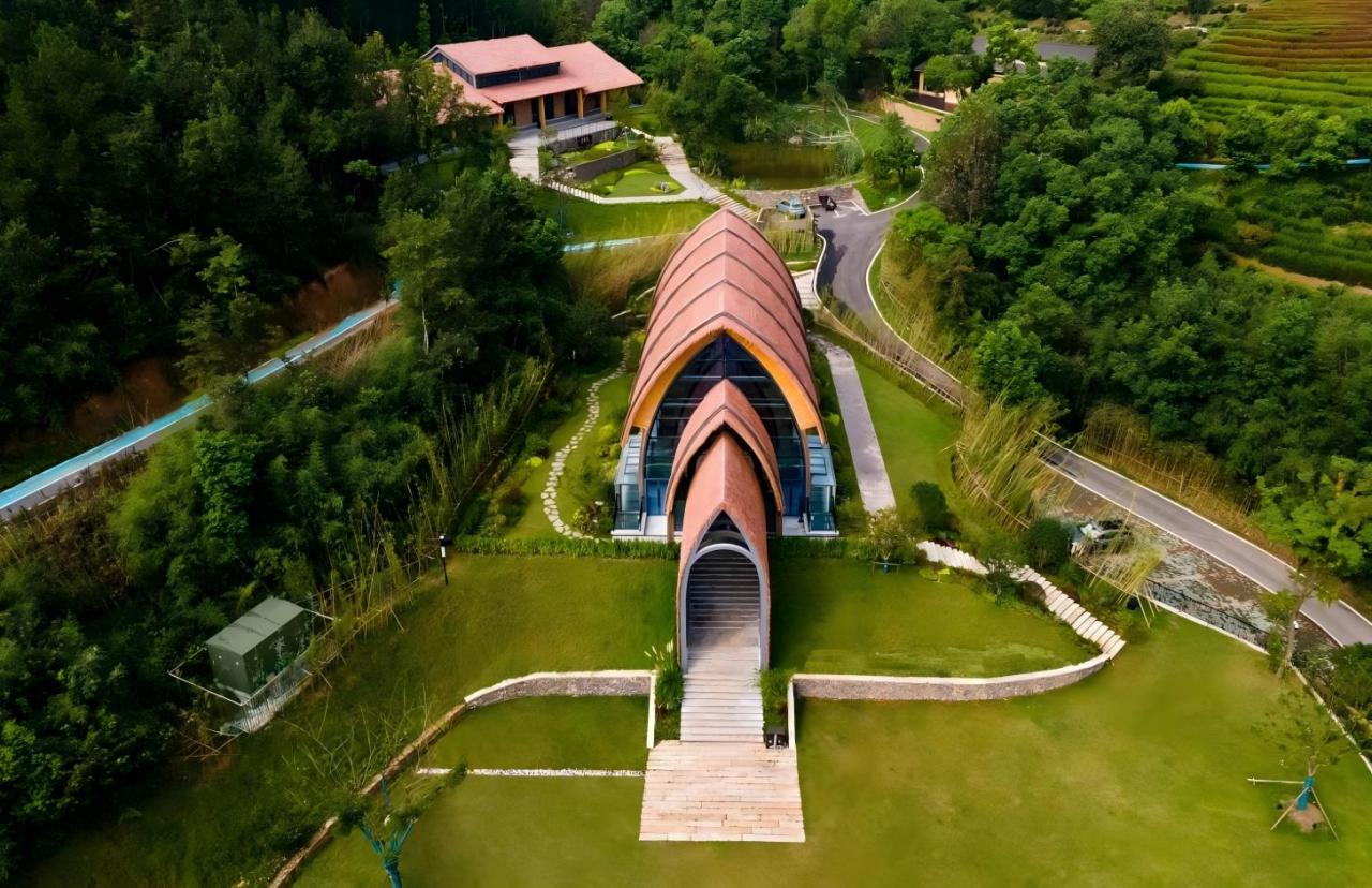 BIM建筑|枕山栖谷，虎凹慢时光：庐江县柯坦镇虎凹欢乐茶谷 / 中铁合肥建筑市政工程设计研究院有限公司