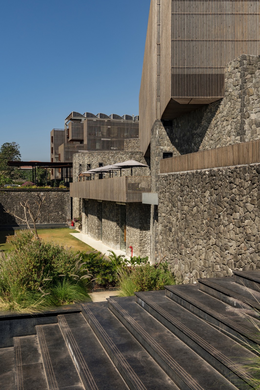 BIM建筑|雷迪森度假酒店及水疗中心 / Malik Architecture