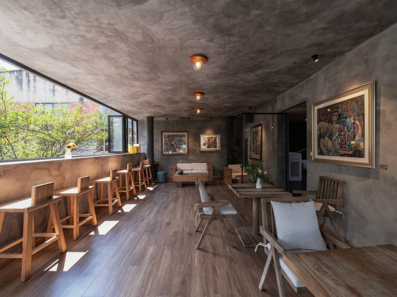 BIM建筑|接梯空间：旧厂房，新书咖 / 素造建筑