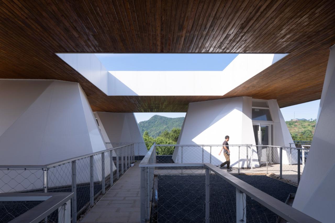 BIM建筑|相遇在山间：下岩贝景区云峰十二重 / 朱培栋-line+建筑事务所