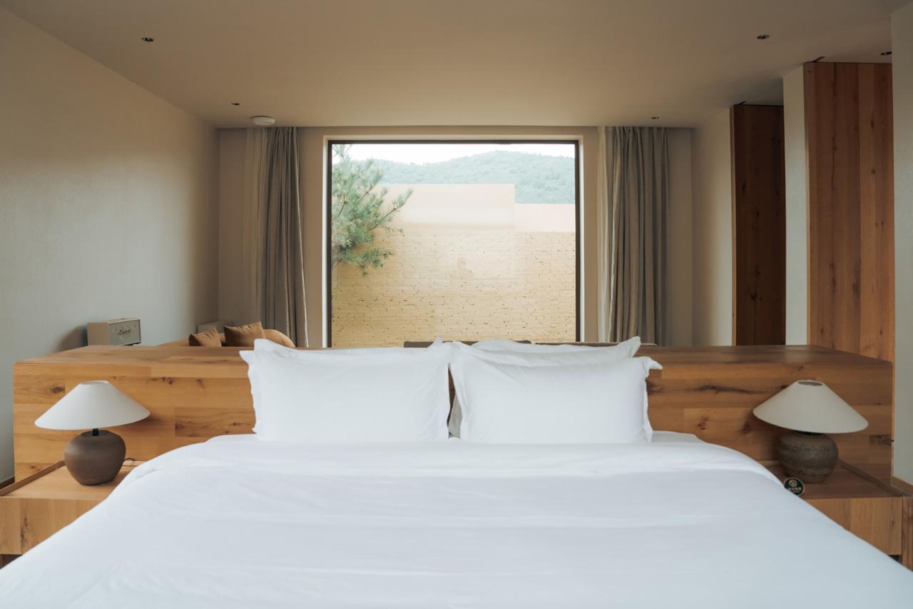 BIM建筑|KALHA 酒店·“沃里屯”村落更新 / CPLUS