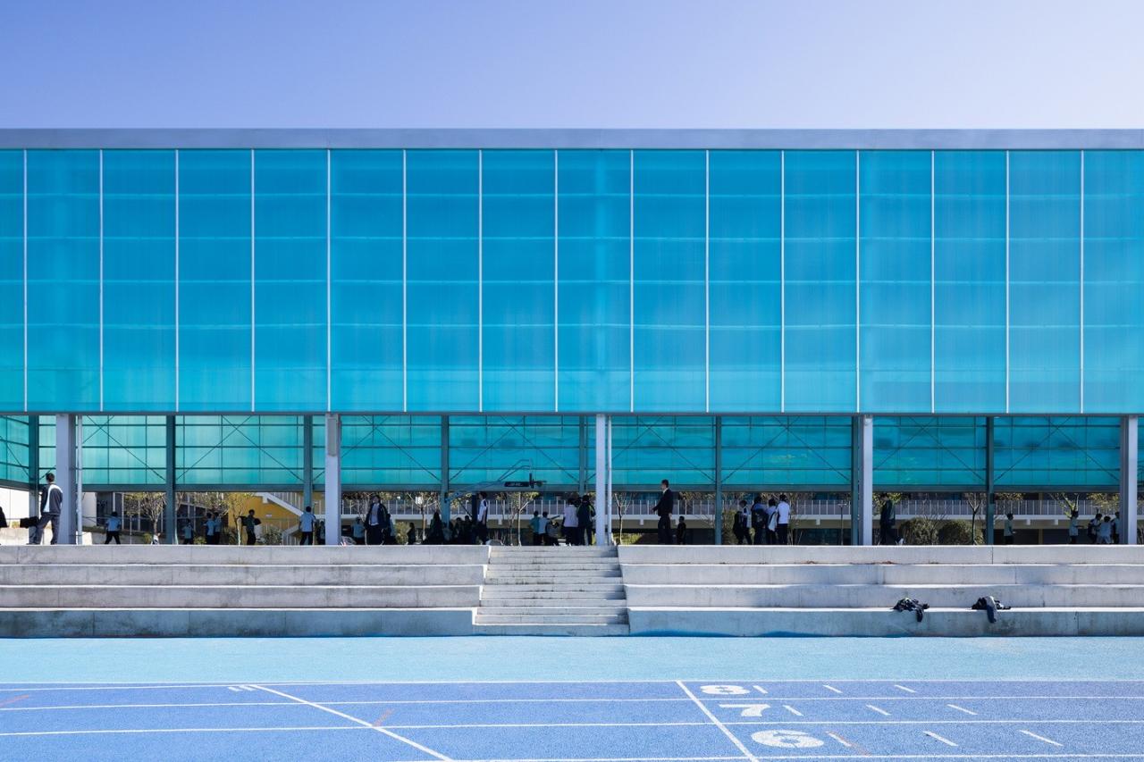 BIM建筑|南山五福堂高级中学 / 小写建筑