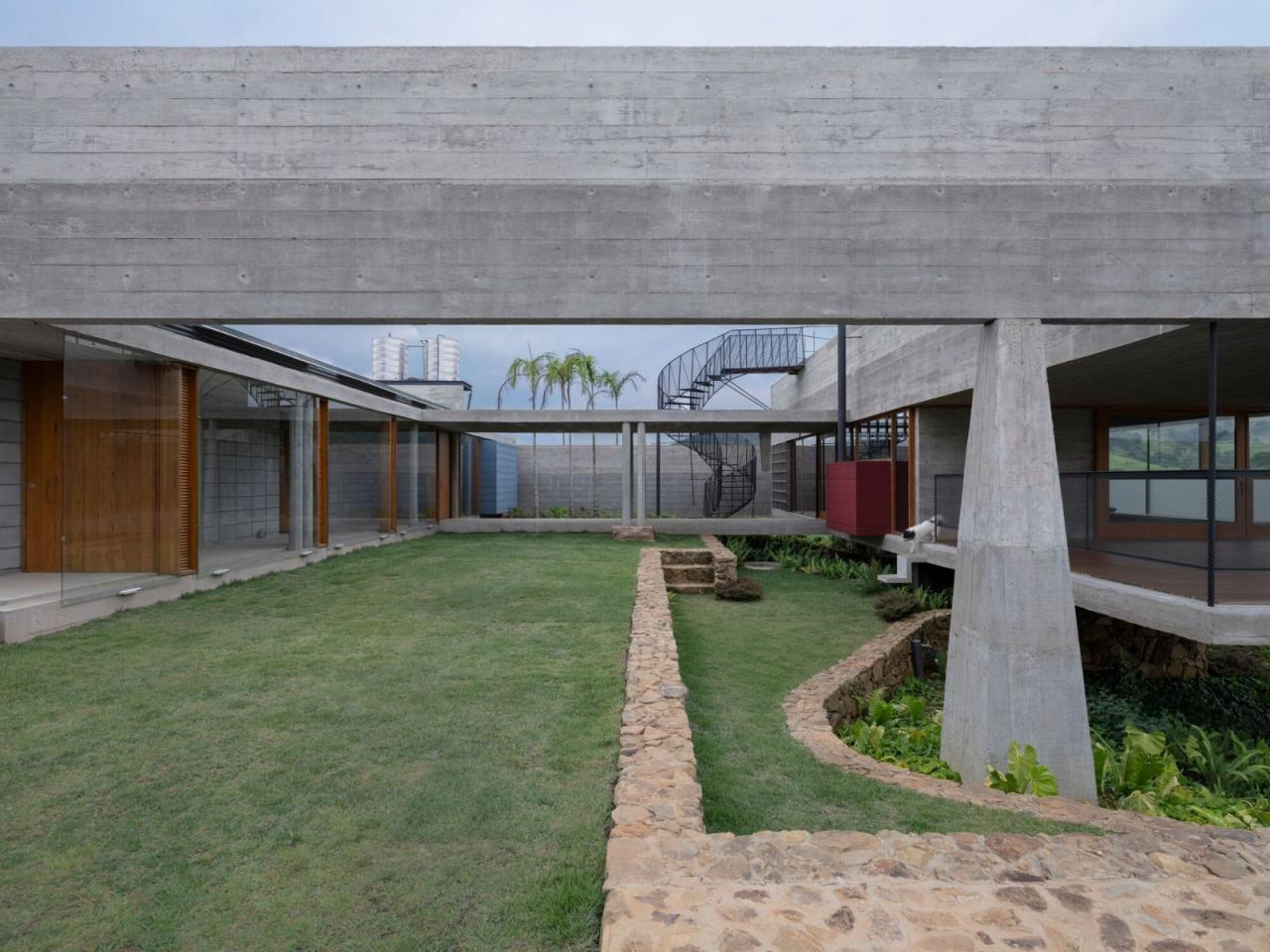 BIM建筑|若阿诺波利斯小屋 / Vão