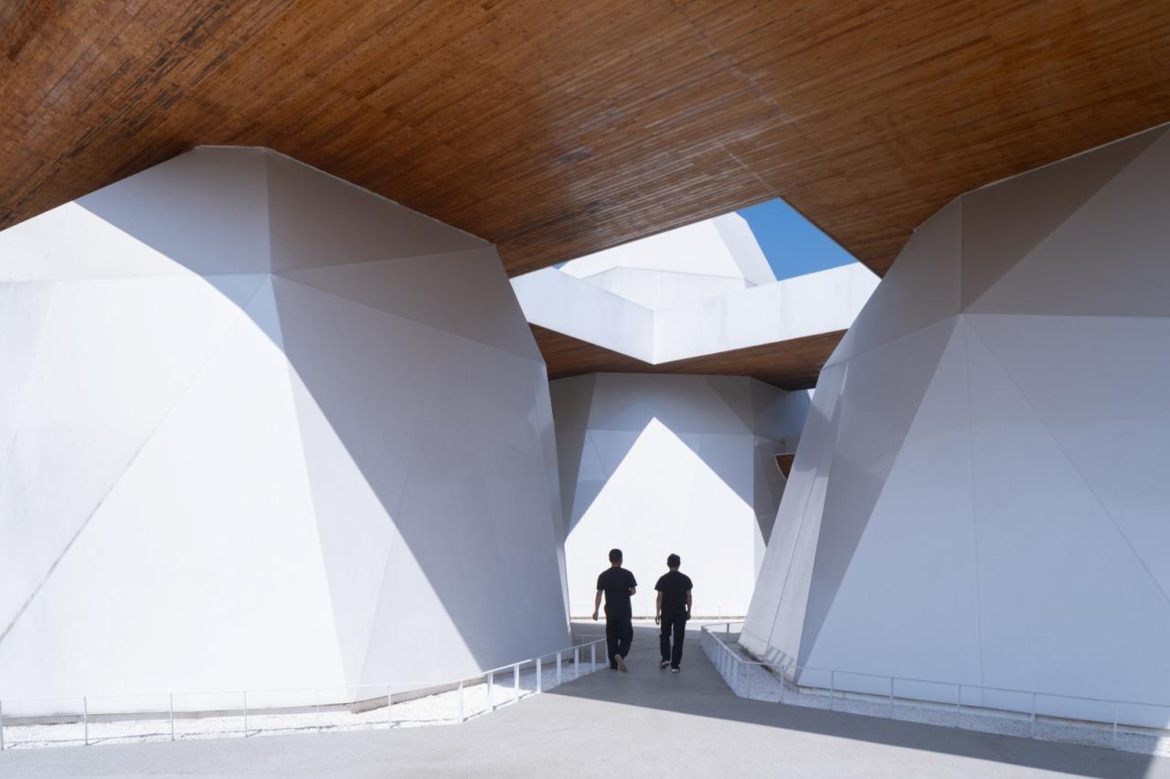 BIM建筑|相遇在山间：下岩贝景区云峰十二重 / 朱培栋-line+建筑事务所