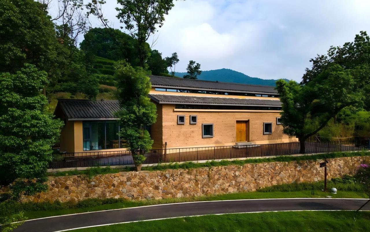 BIM建筑|枕山栖谷，虎凹慢时光：庐江县柯坦镇虎凹欢乐茶谷 / 中铁合肥建筑市政工程设计研究院有限公司