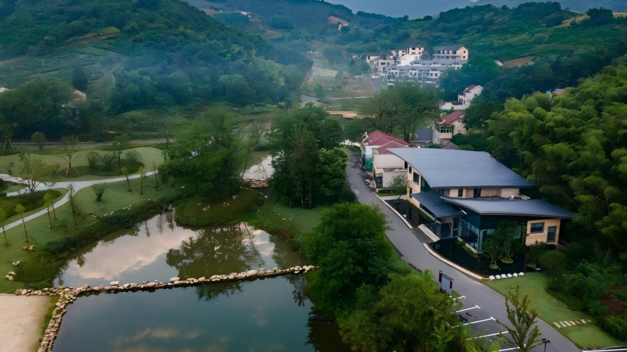 BIM建筑|枕山栖谷，虎凹慢时光：庐江县柯坦镇虎凹欢乐茶谷 / 中铁合肥建筑市政工程设计研究院有限公司