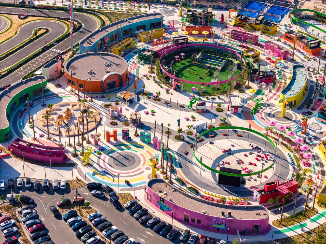 BIM建筑|马拉奇文旅乐园：埃及北海岸最炙手可热的青年新潮文旅胜地 / 佰筑设计