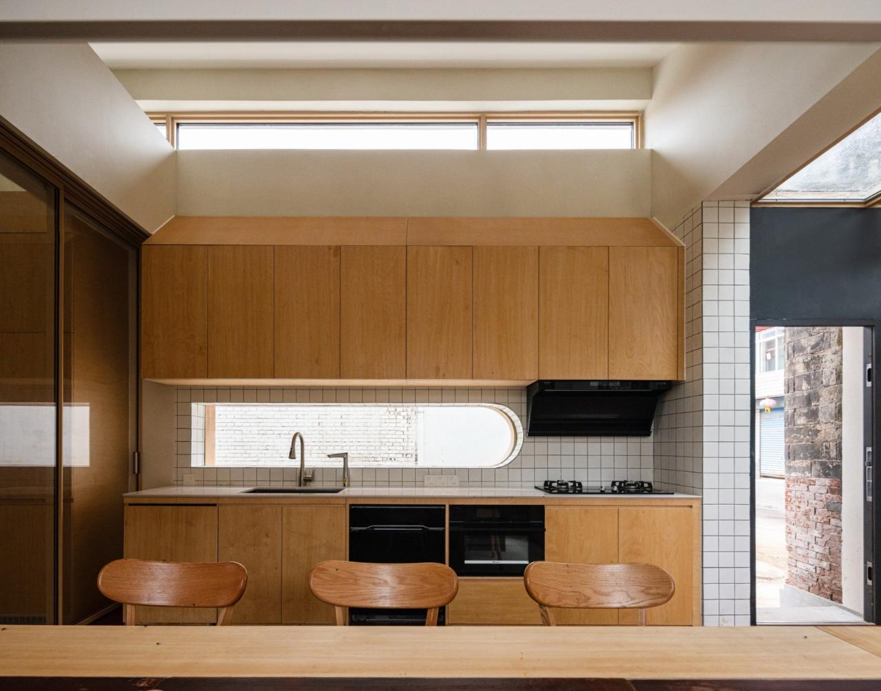 BIM建筑|温暖画室之家 / 奥默默工作室